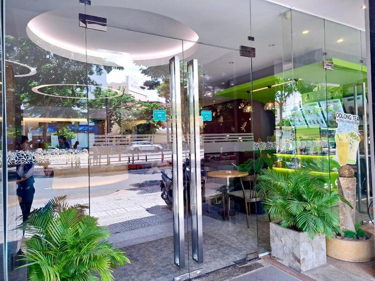 Liberty 2 Hotel Ho Chi Minh City Exterior photo