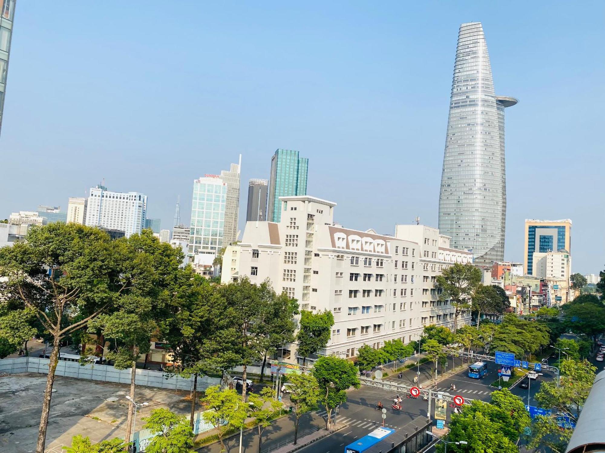 Liberty 2 Hotel Ho Chi Minh City Exterior photo