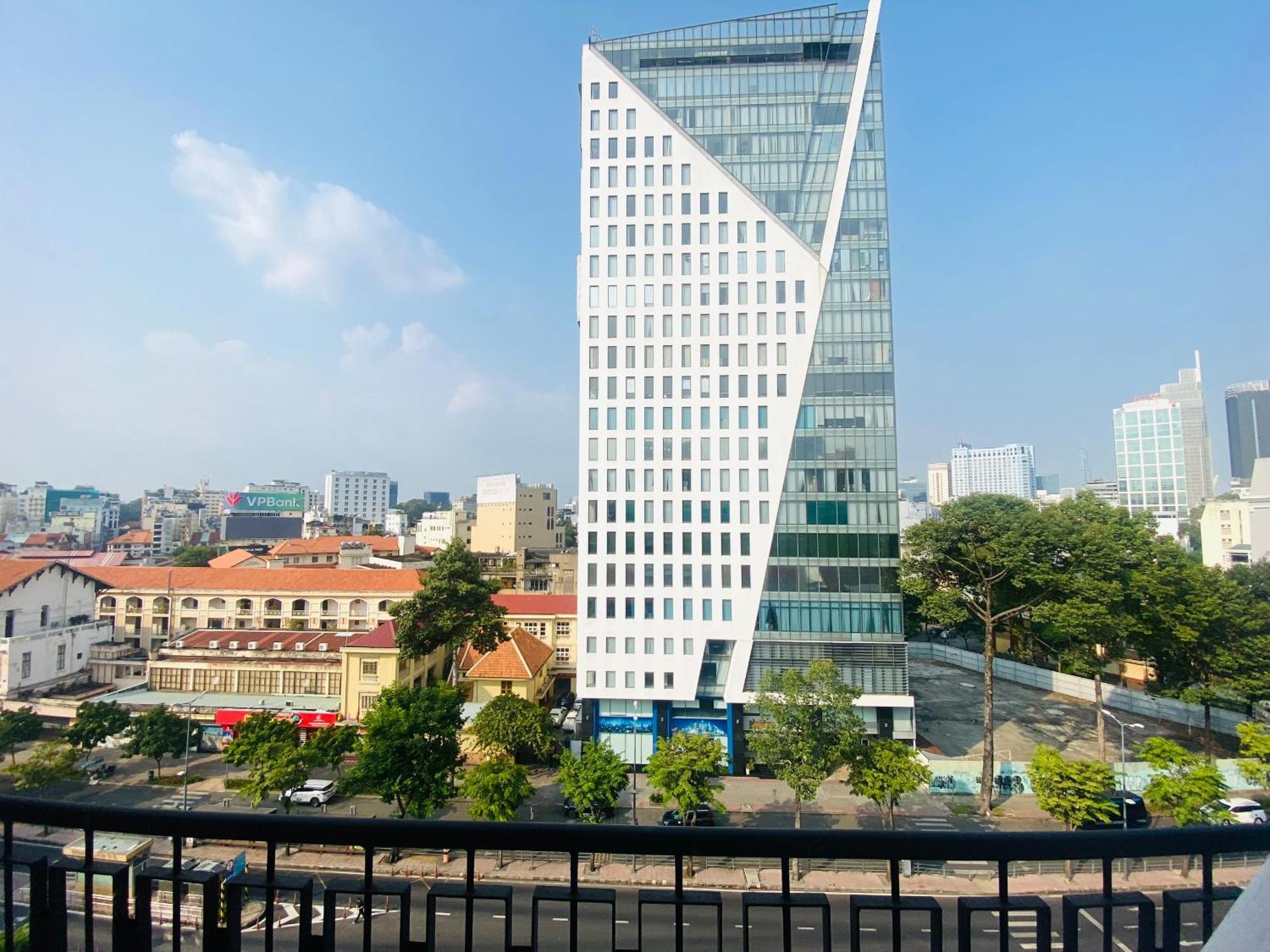 Liberty 2 Hotel Ho Chi Minh City Exterior photo